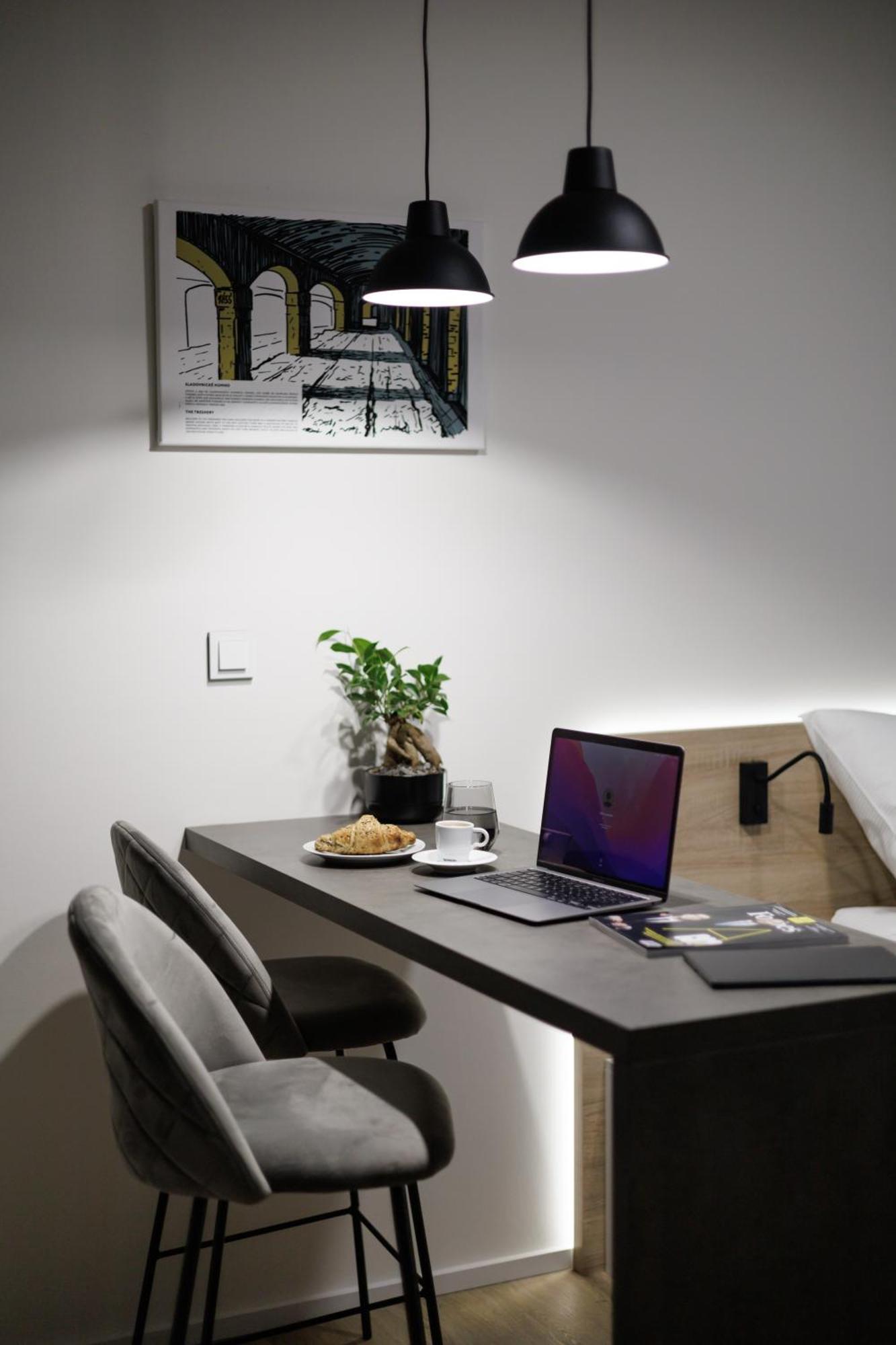 Aparthotel Na Klenici Mlada Boleslav Ngoại thất bức ảnh