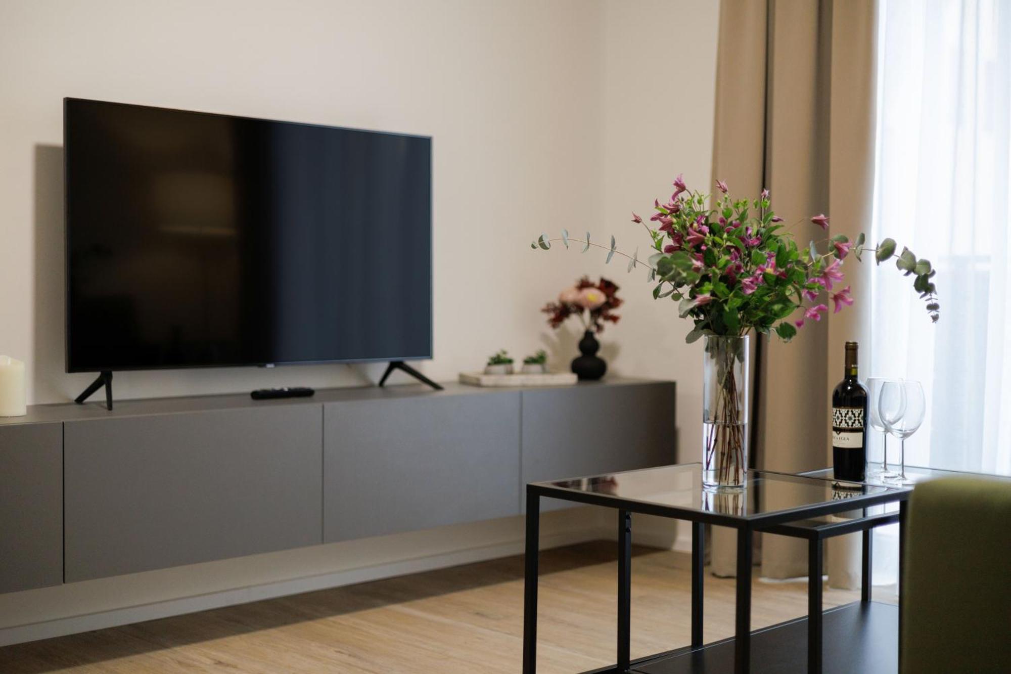 Aparthotel Na Klenici Mlada Boleslav Ngoại thất bức ảnh